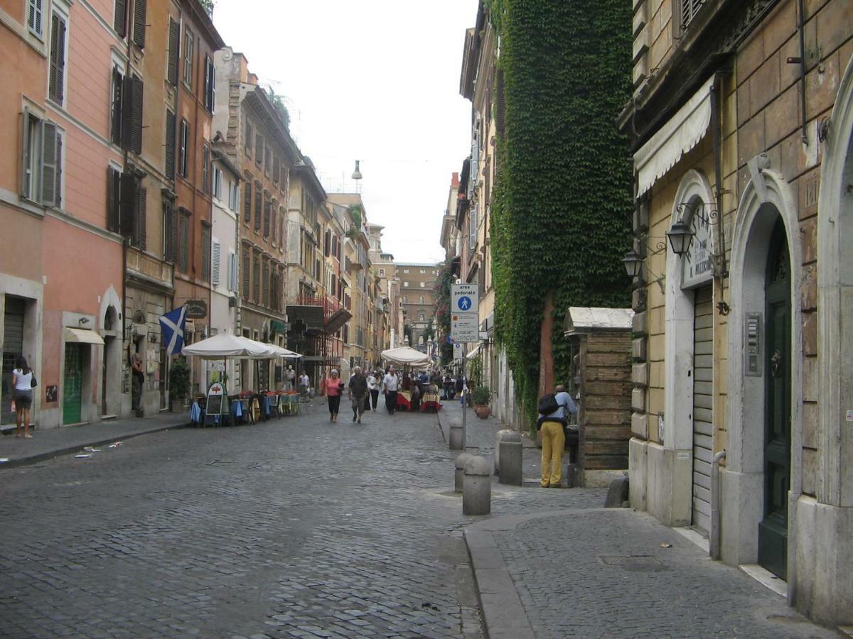 Vatican Color House روما المظهر الخارجي الصورة